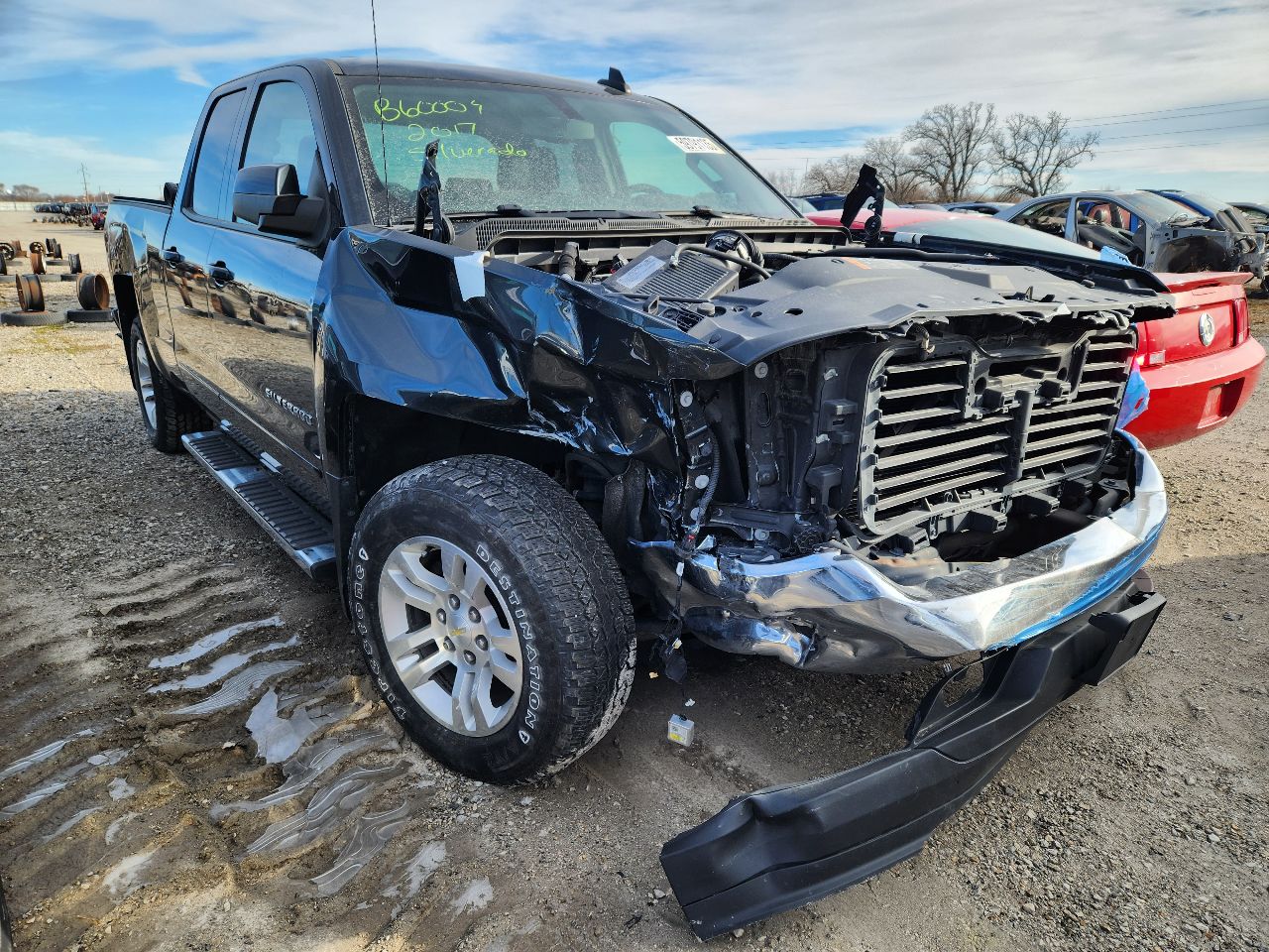 Vehicle/249196_04.jpg