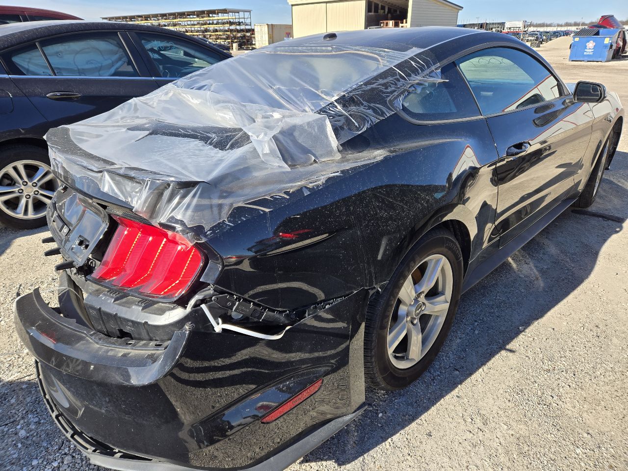 Vehicle/249205_04.jpg