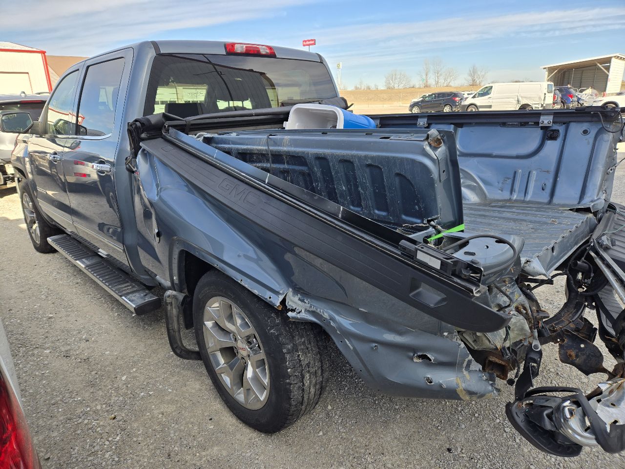 Vehicle/249236_03.jpg