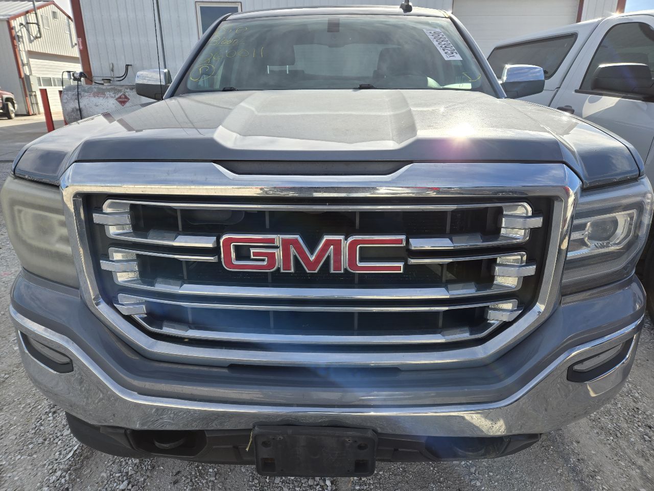Vehicle/249236_08.jpg