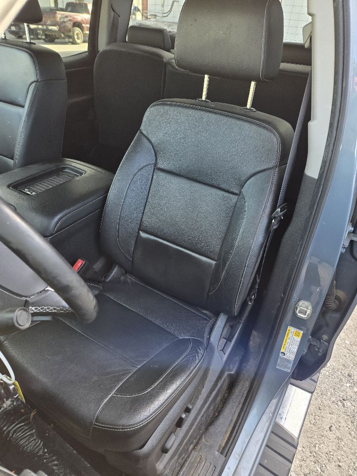 Vehicle/249236_11.jpg