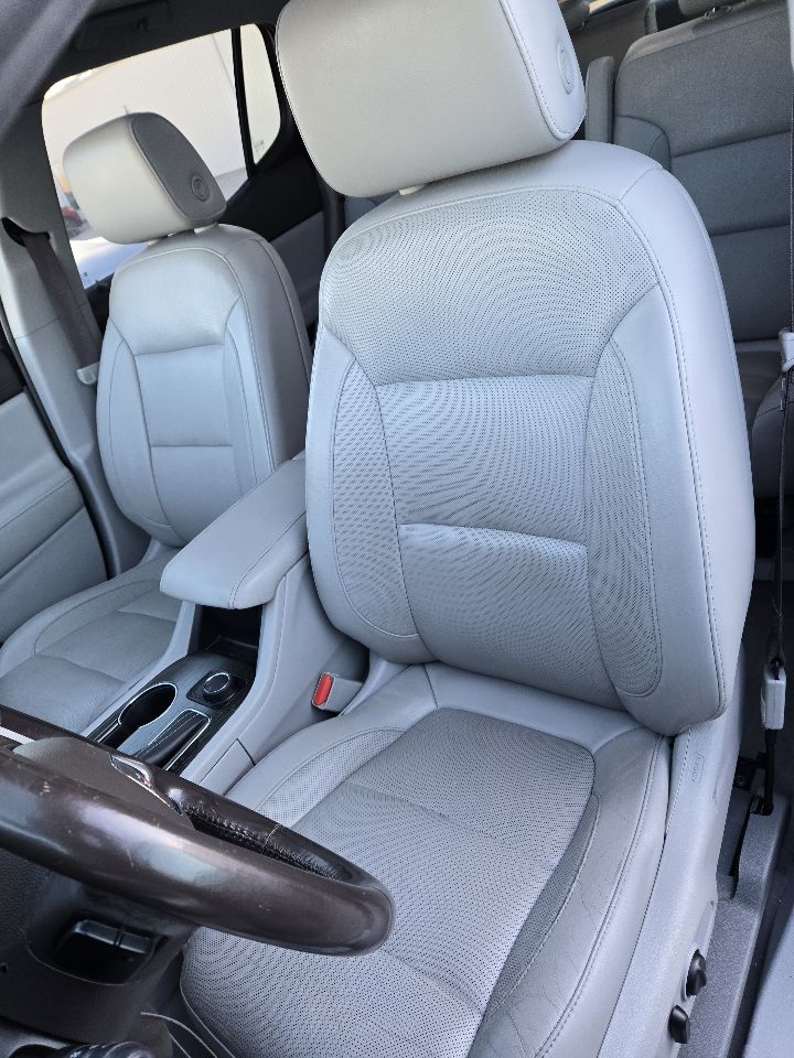 https://f005.backblazeb2.com/file/img-partshotlines-com/Inventory/EX441/Vehicle/249247_11.jpg
