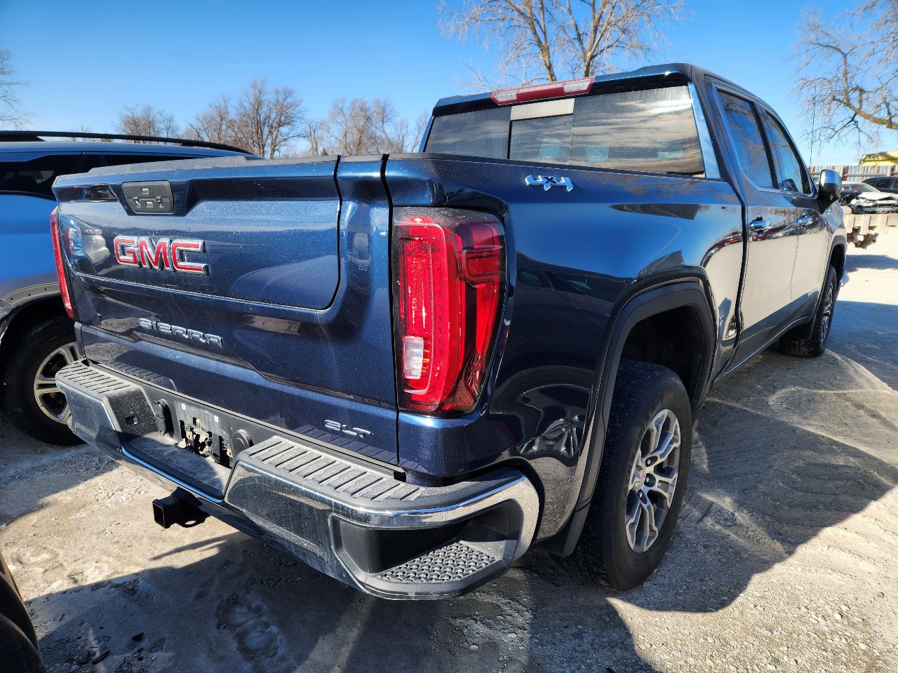 Vehicle/249257_03.jpg
