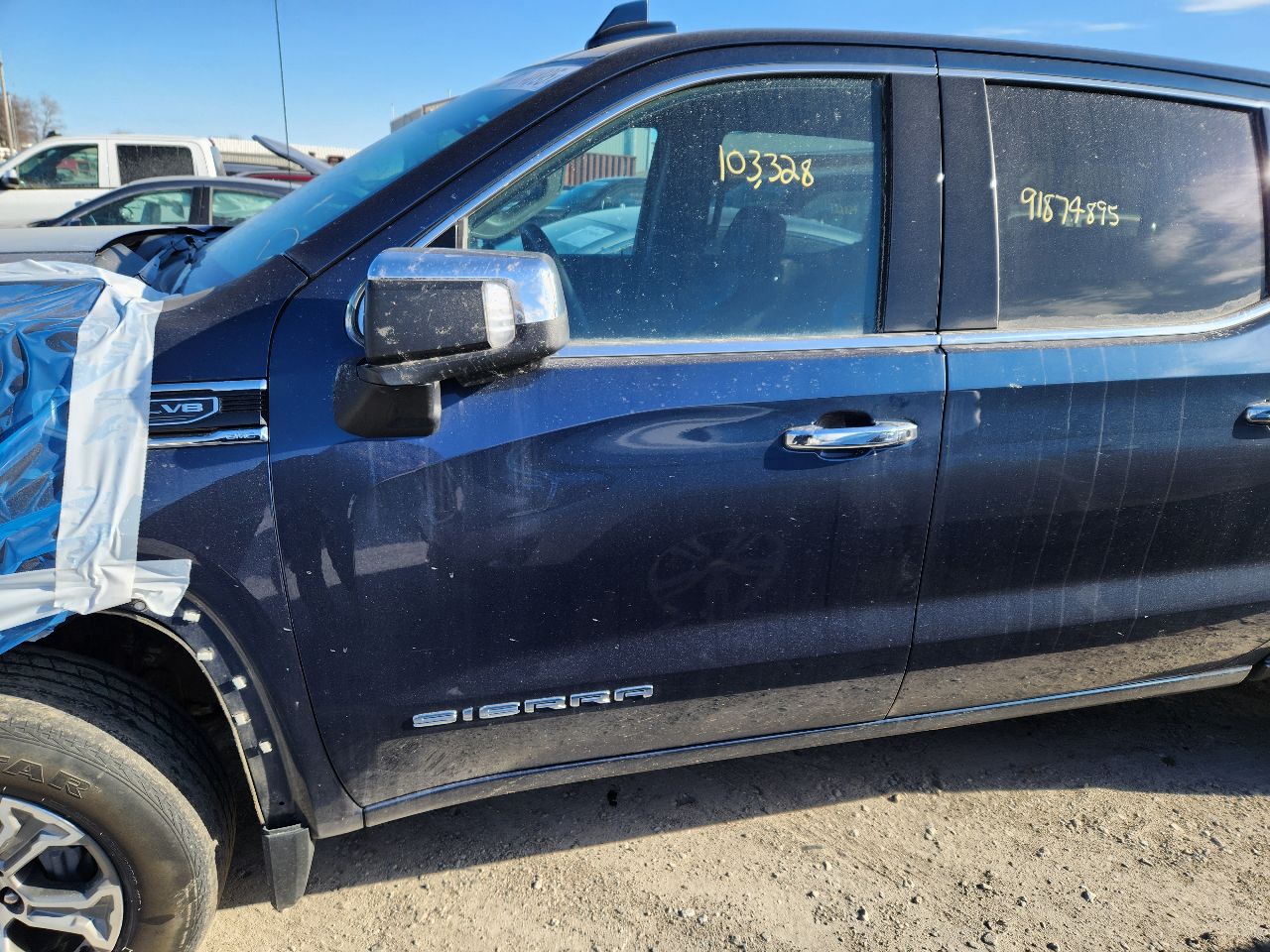 Vehicle/249257_08.jpg