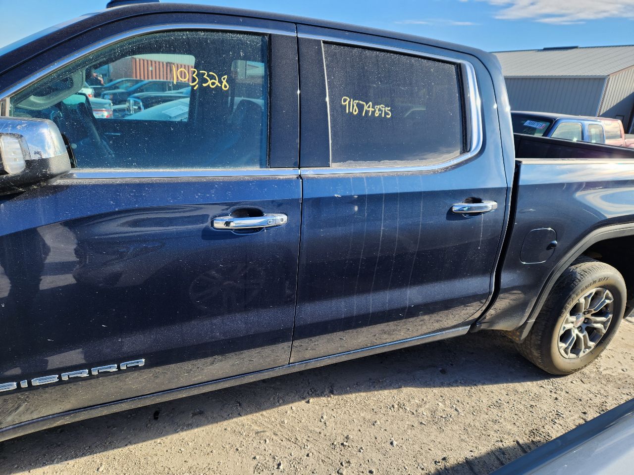 Vehicle/249257_09.jpg