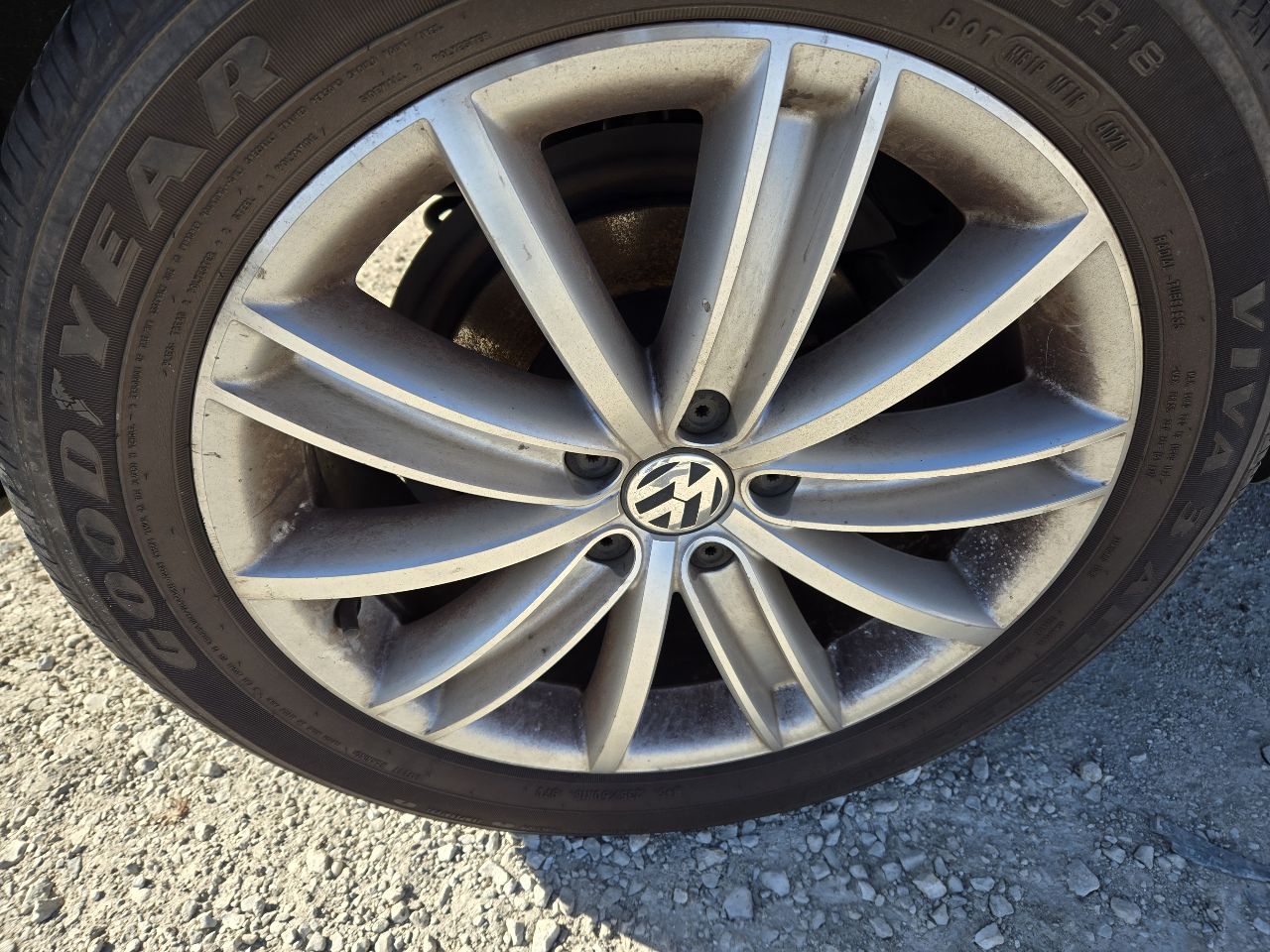 Vehicle/249319_06.jpg