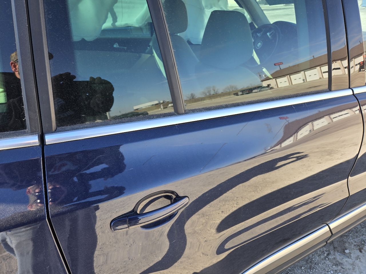 Vehicle/249319_07.jpg