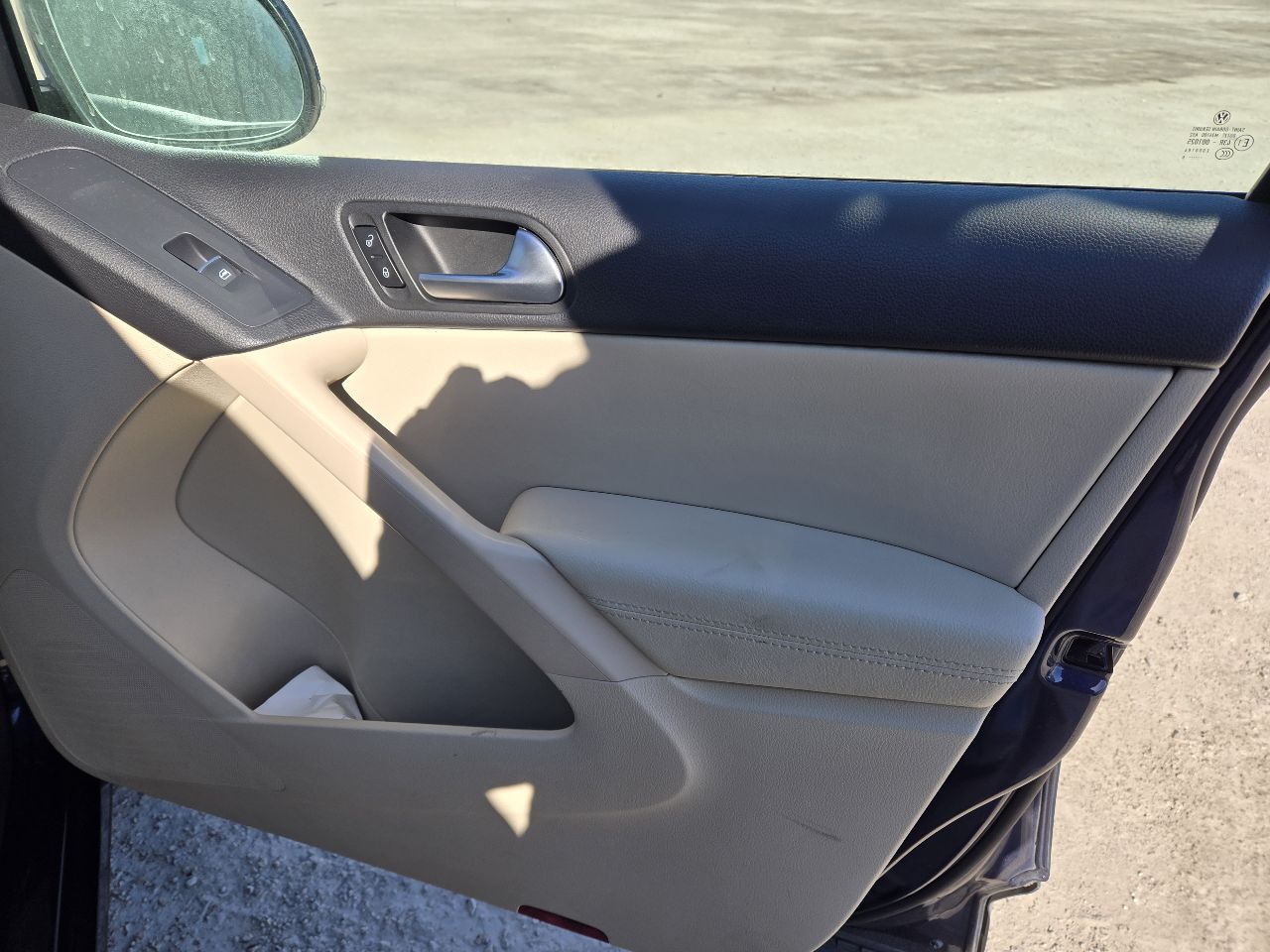 Vehicle/249319_11.jpg