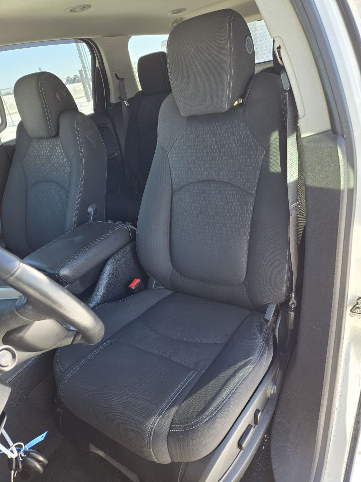 Vehicle/249333_12.jpg