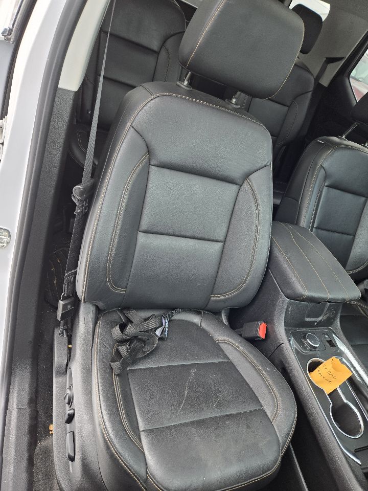 https://f005.backblazeb2.com/file/img-partshotlines-com/Inventory/EX441/Vehicle/249345_15.jpg