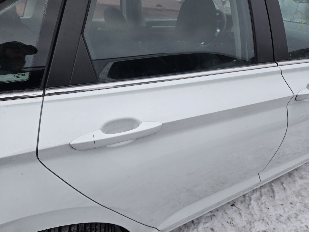 Vehicle/249348_07.jpg
