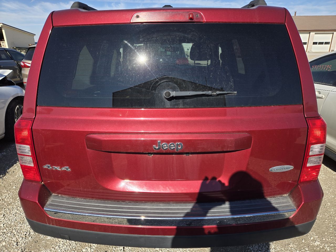 Vehicle/249364_05.jpg