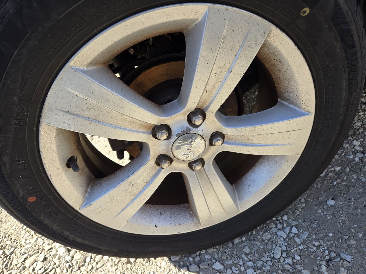 Vehicle/249364_06.jpg
