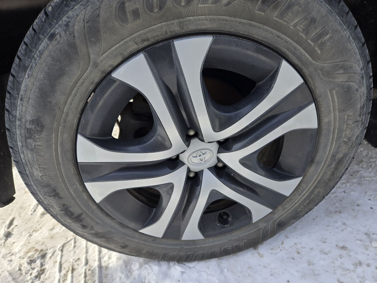 https://f005.backblazeb2.com/file/img-partshotlines-com/Inventory/EX441/Vehicle/249370_06.jpg