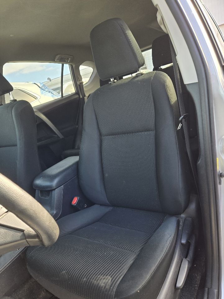 https://f005.backblazeb2.com/file/img-partshotlines-com/Inventory/EX441/Vehicle/249370_12.jpg