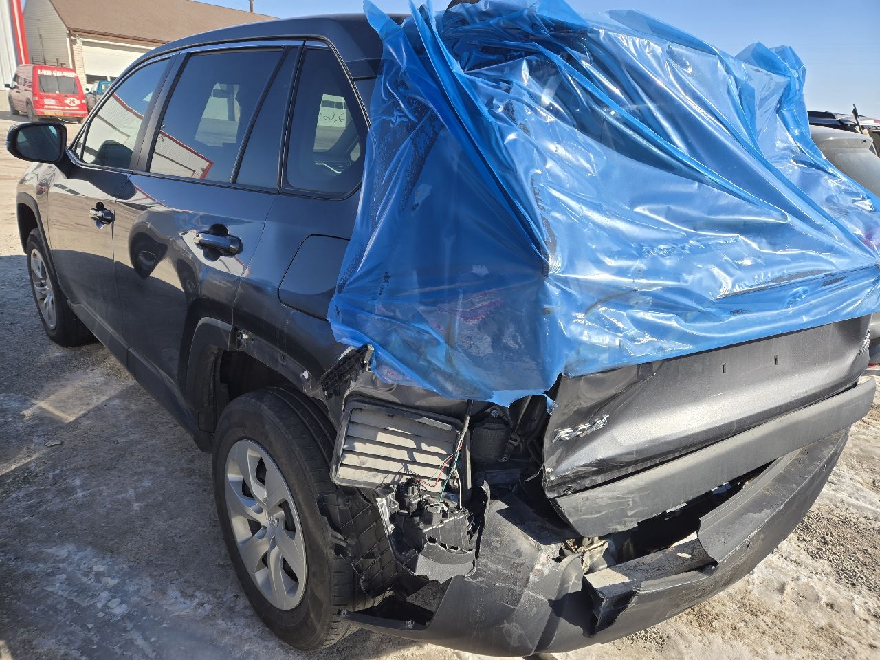 https://f005.backblazeb2.com/file/img-partshotlines-com/Inventory/EX441/Vehicle/249409_03.jpg