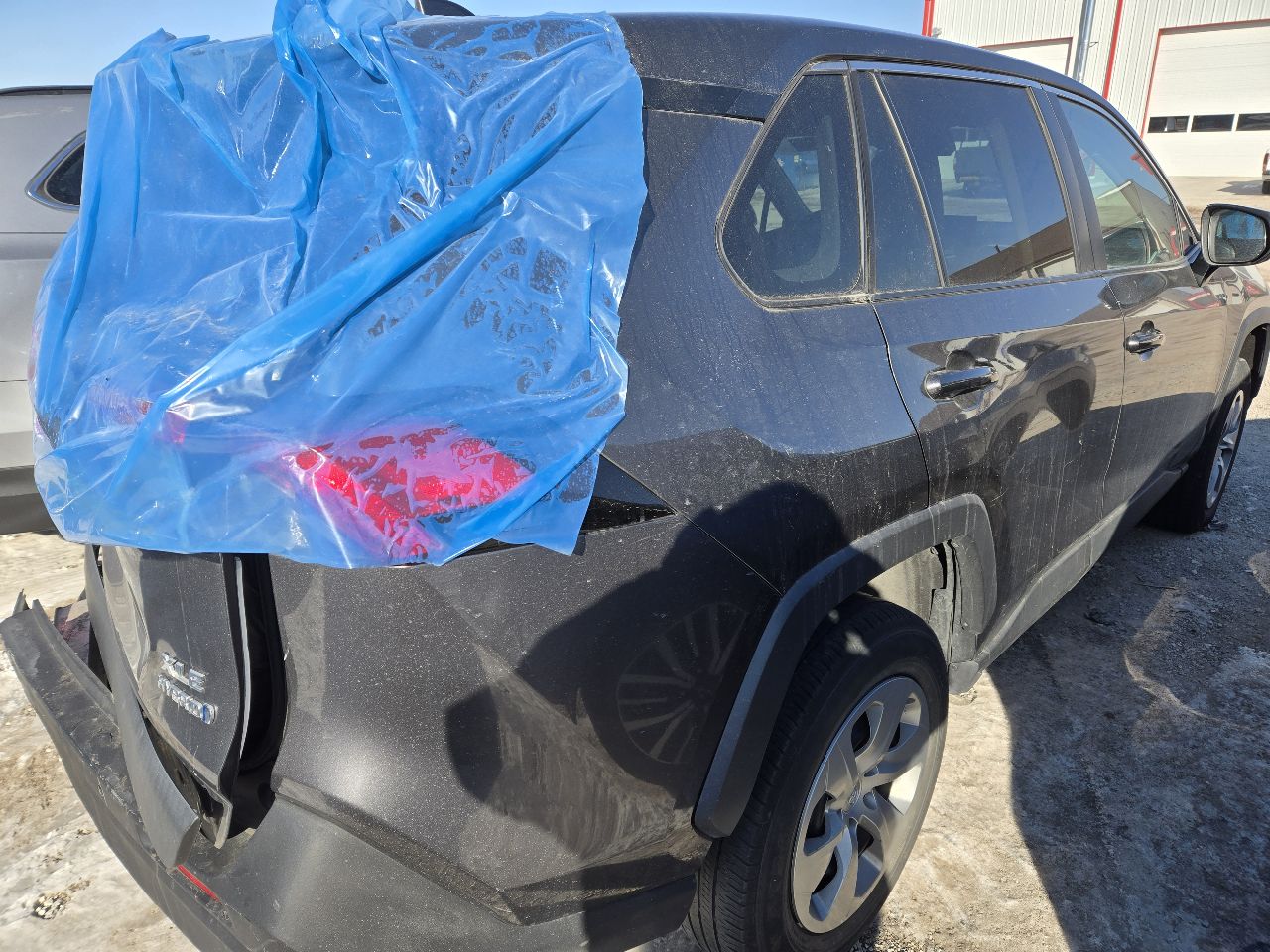 https://f005.backblazeb2.com/file/img-partshotlines-com/Inventory/EX441/Vehicle/249409_04.jpg
