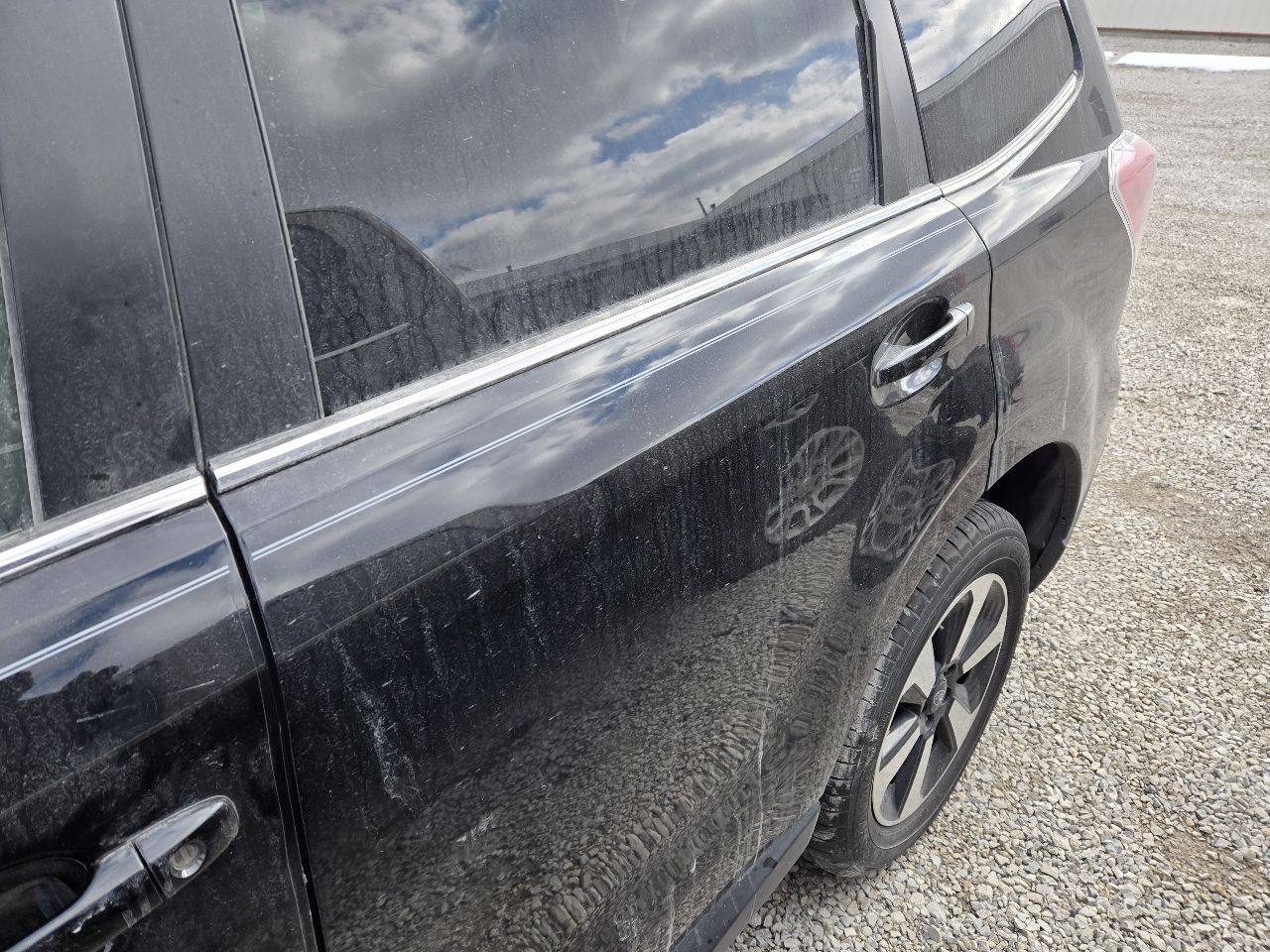 Vehicle/249413_09.jpg