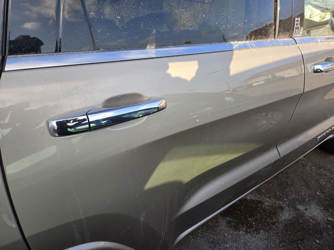 Vehicle/249437_07.jpg