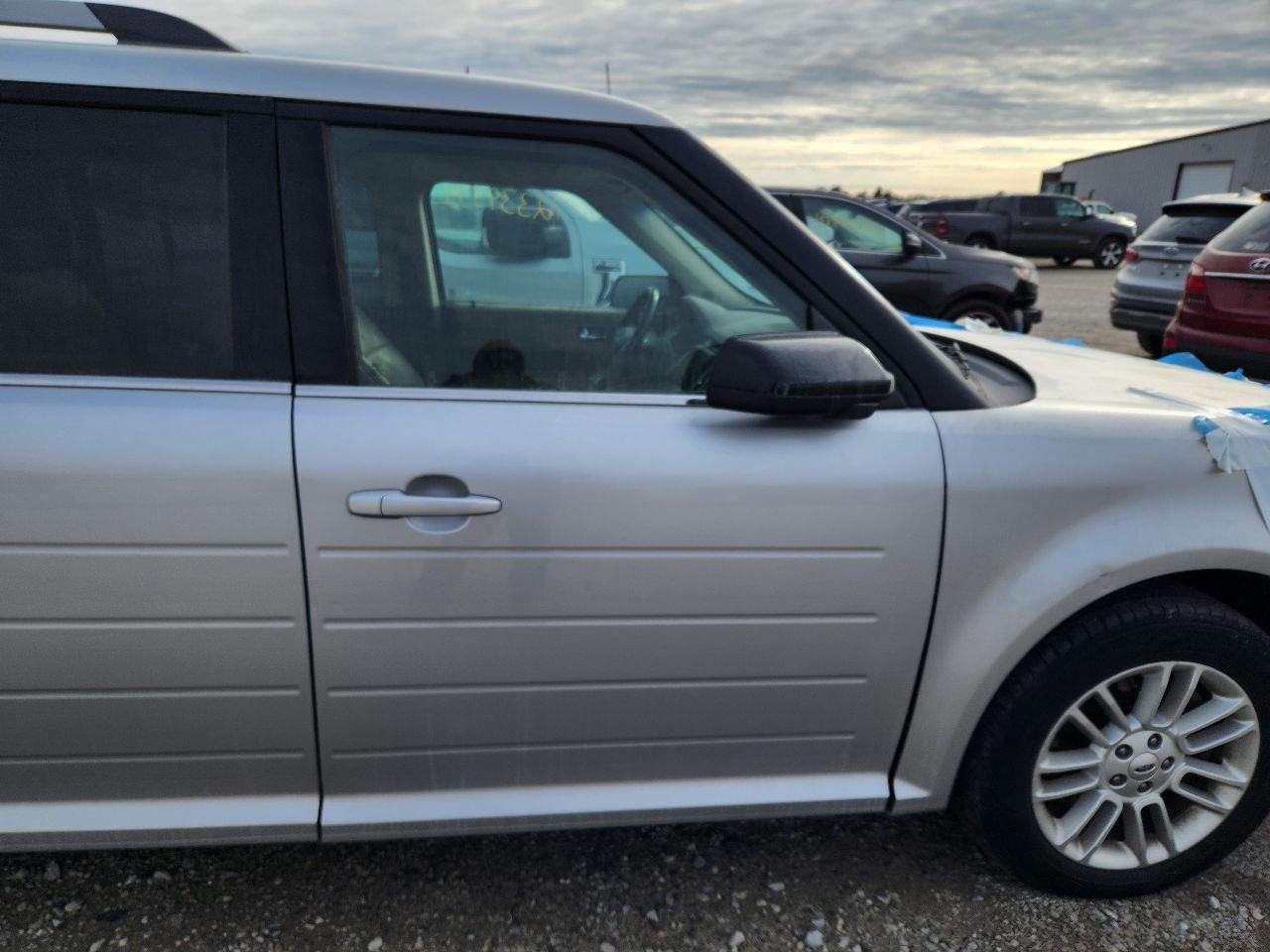 https://f005.backblazeb2.com/file/img-partshotlines-com/Inventory/EX441/Vehicle/249453_12.jpg