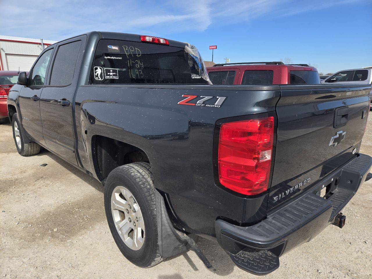 Vehicle/249459_03.jpg