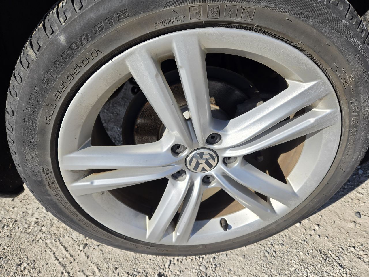 Vehicle/249468_06.jpg