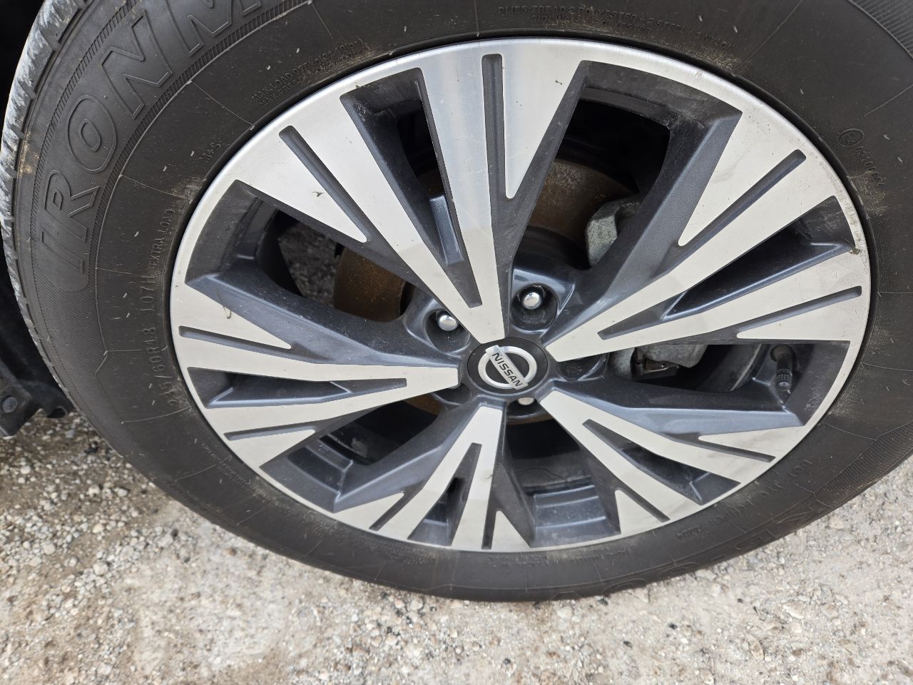 Vehicle/249470_06.jpg