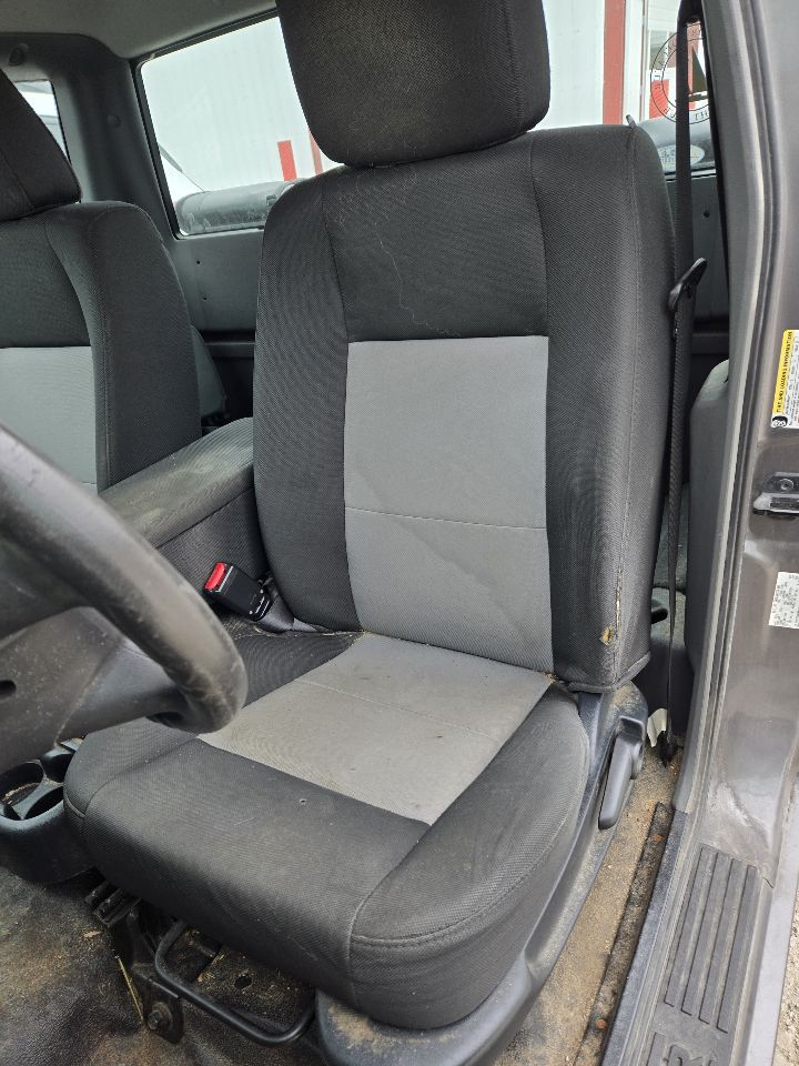 https://f005.backblazeb2.com/file/img-partshotlines-com/Inventory/EX441/Vehicle/249519_11.jpg