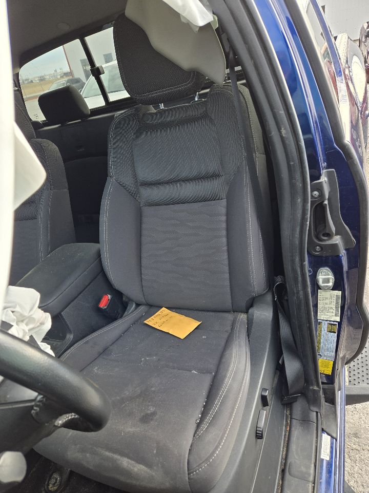 https://f005.backblazeb2.com/file/img-partshotlines-com/Inventory/EX441/Vehicle/249526_10.jpg
