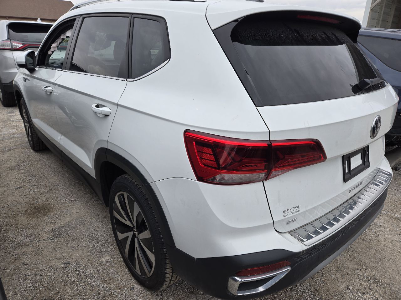 Vehicle/249549_03.jpg