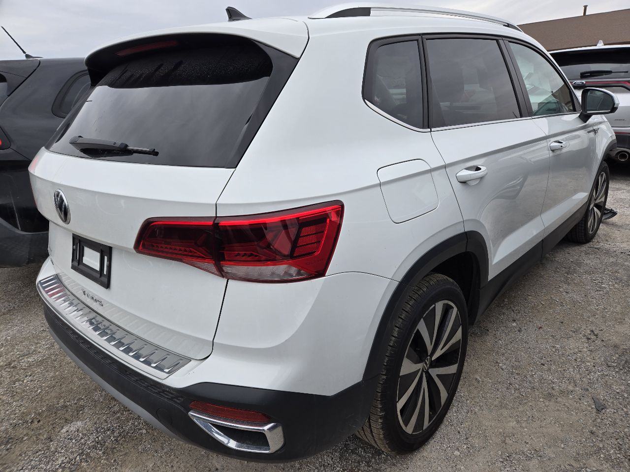 Vehicle/249549_04.jpg