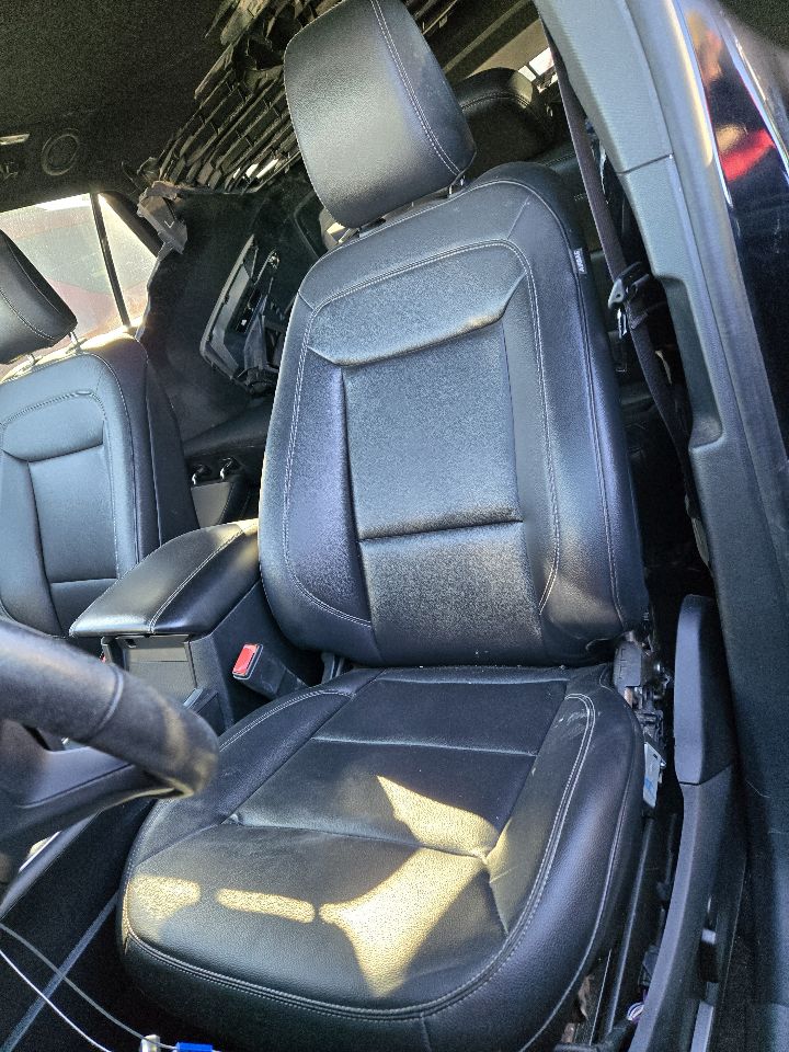 Vehicle/249554_12.jpg