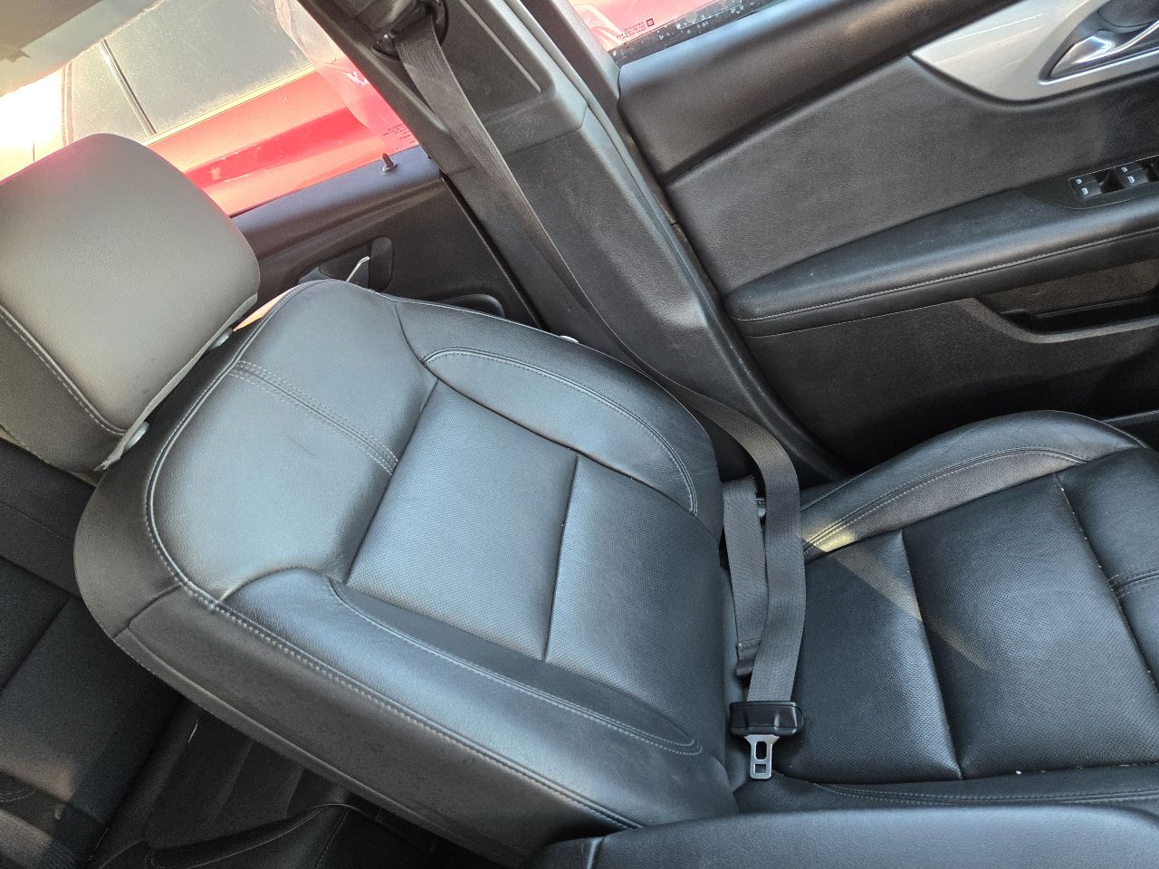 Vehicle/249570_12.jpg