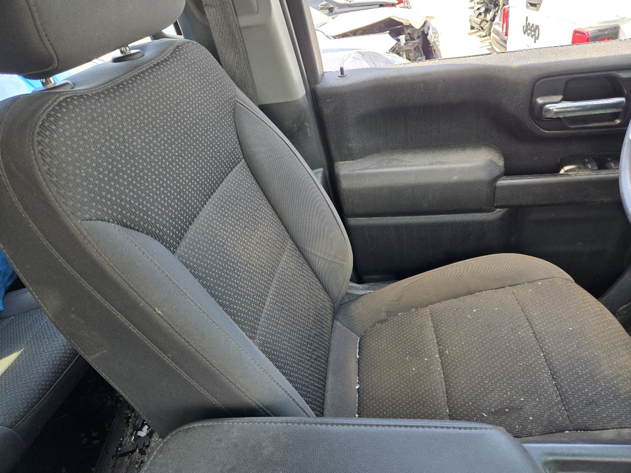 https://f005.backblazeb2.com/file/img-partshotlines-com/Inventory/EX441/Vehicle/249581_13.jpg