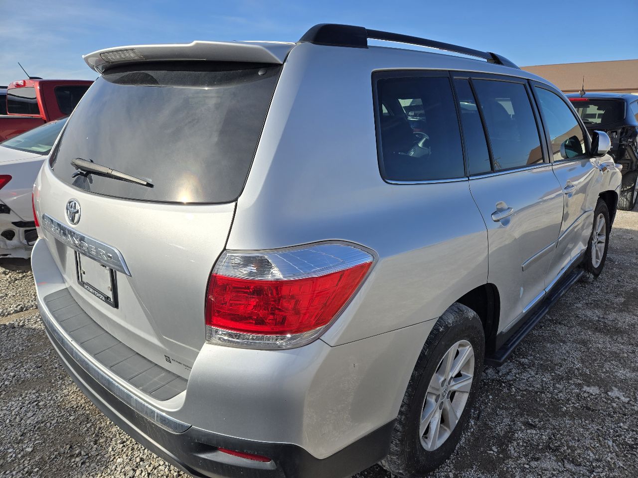 Vehicle/249583_04.jpg