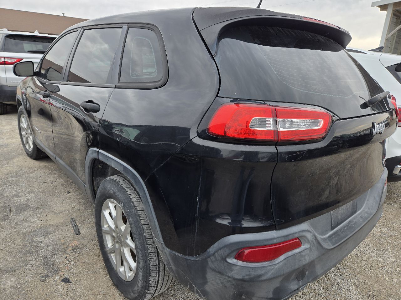 Vehicle/249593_03.jpg