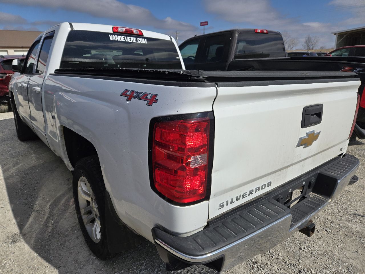 Vehicle/249595_03.jpg