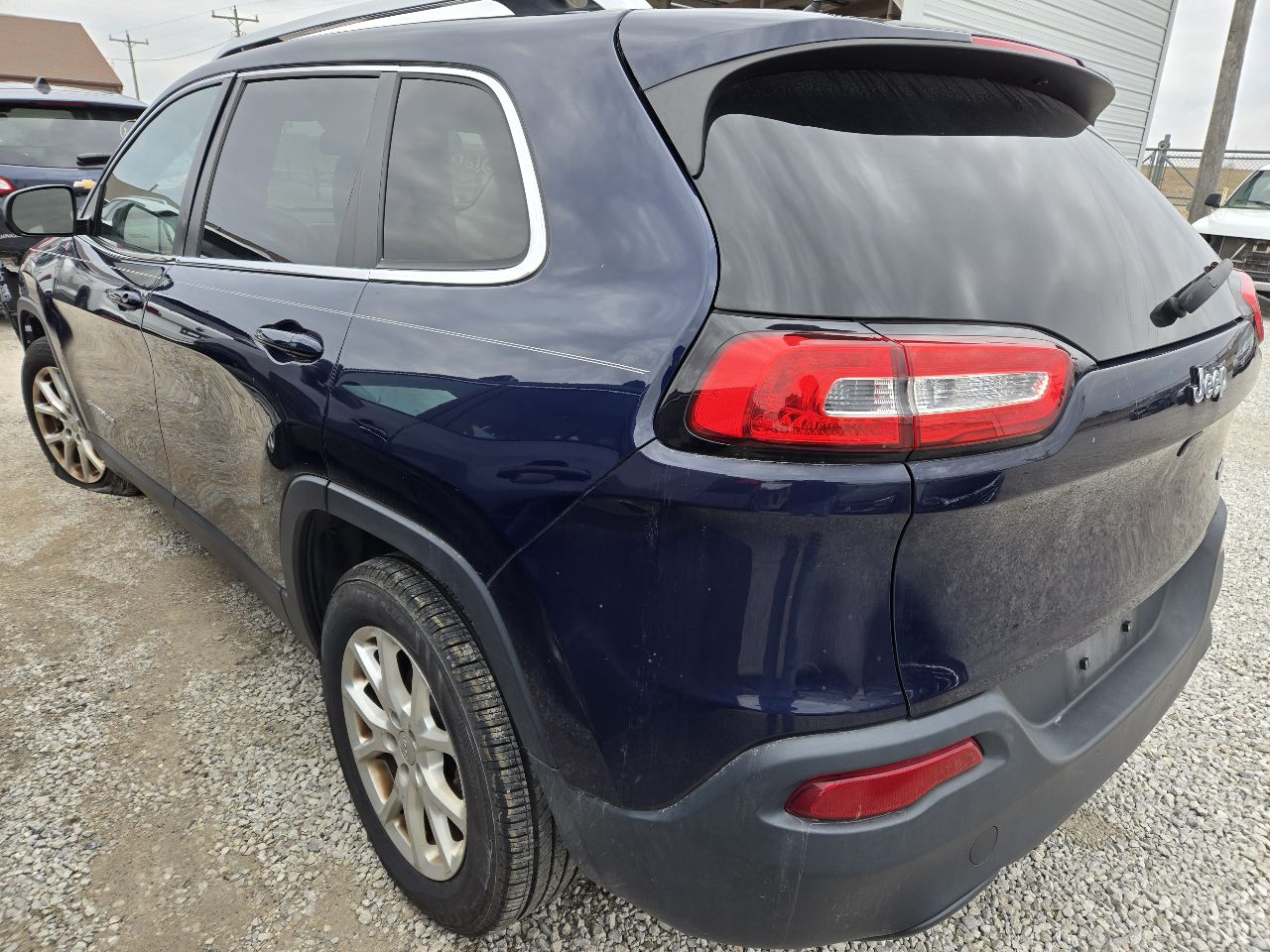 Vehicle/249605_03.jpg
