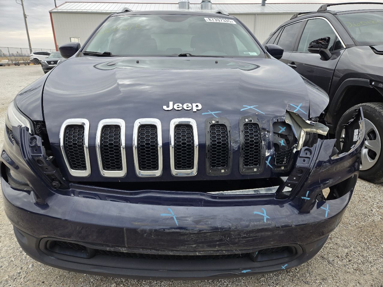 Vehicle/249605_09.jpg