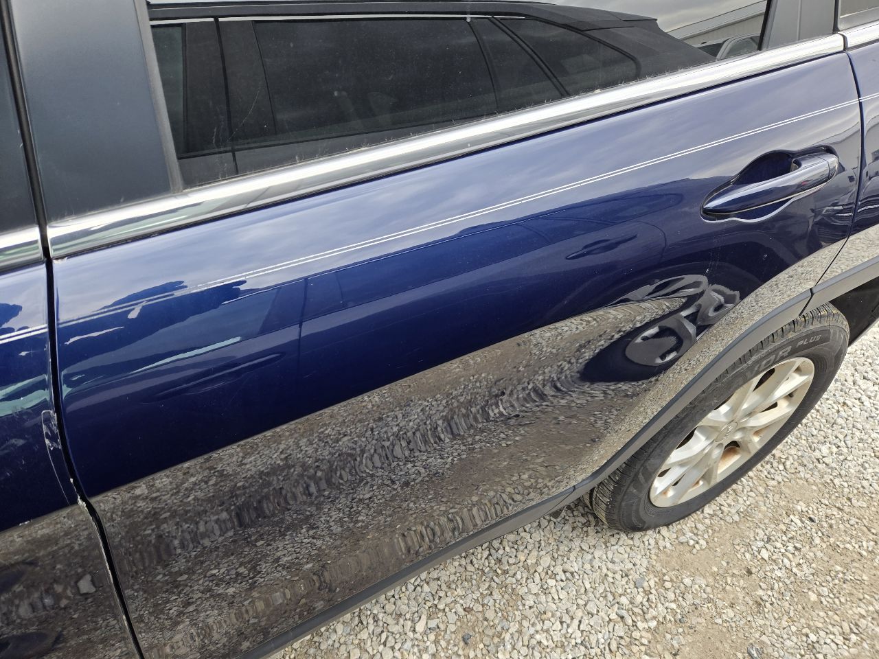Vehicle/249605_11.jpg