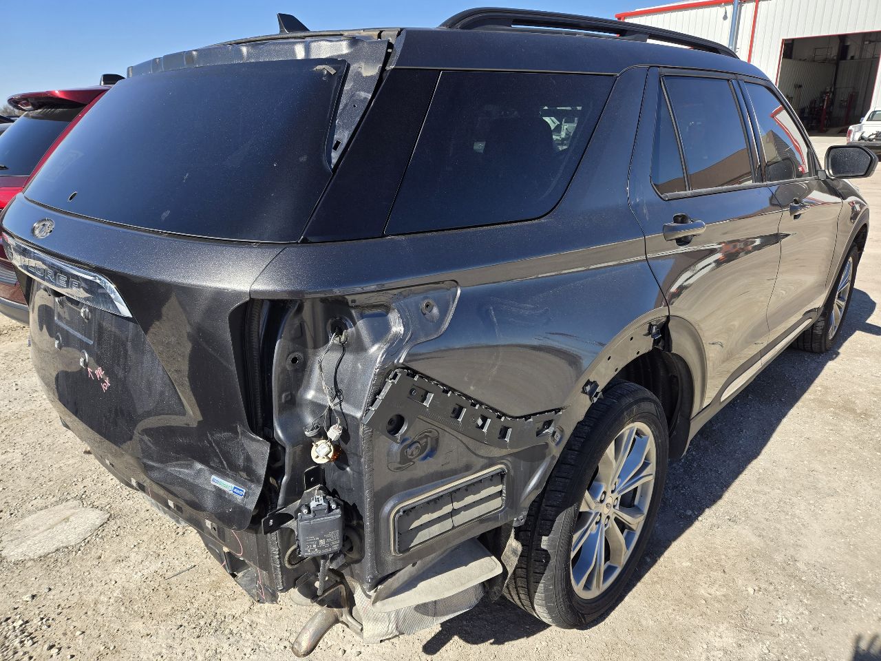 Vehicle/249607_04.jpg