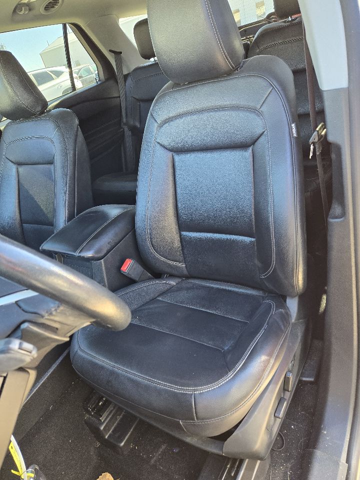Vehicle/249607_12.jpg