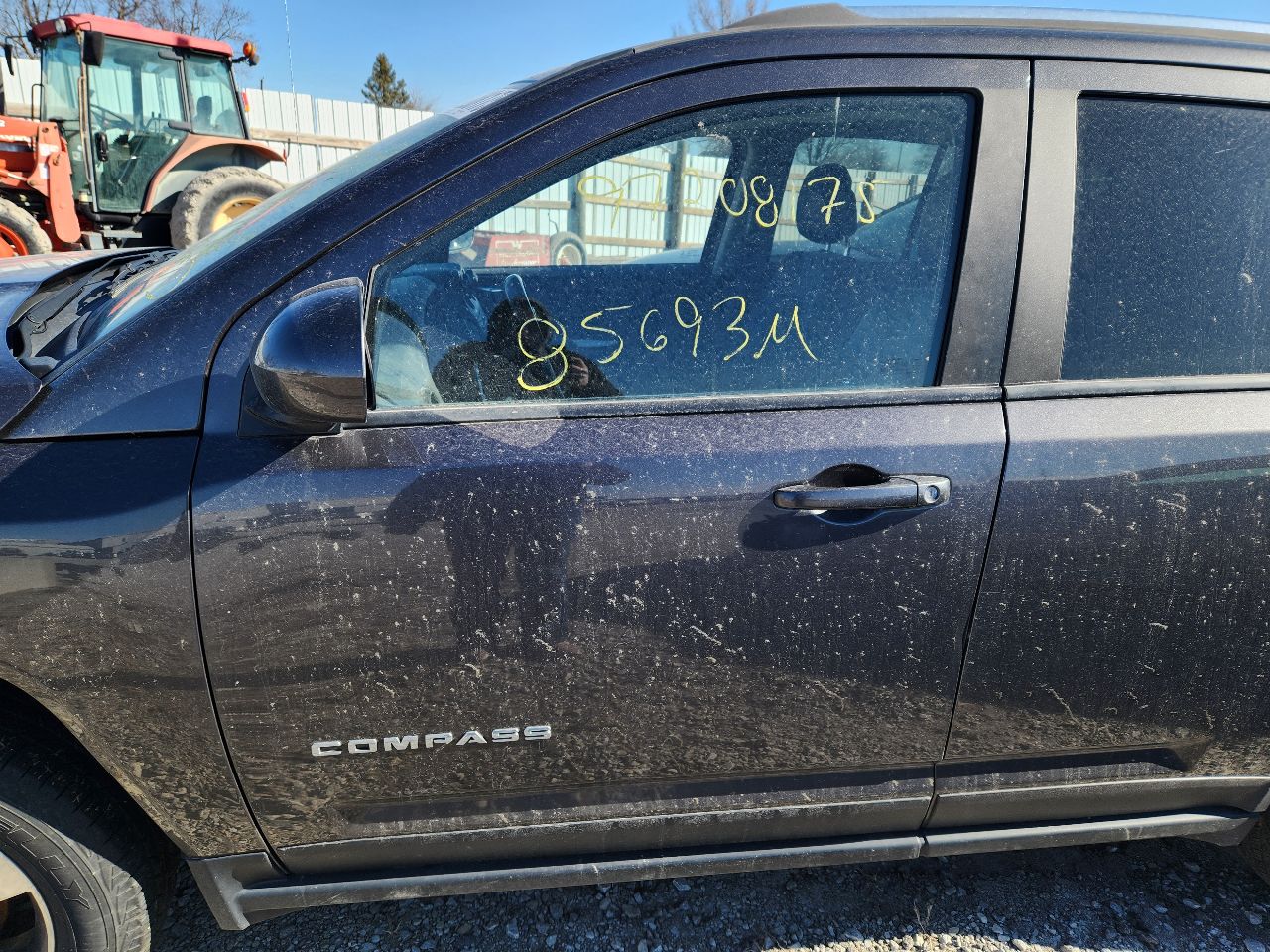 Vehicle/249634_08.jpg