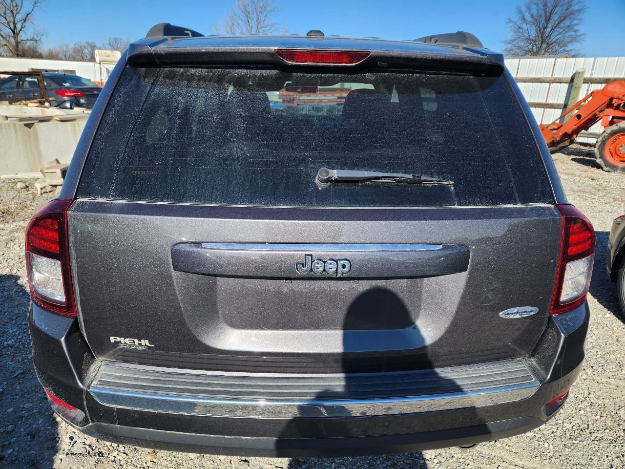 Vehicle/249634_10.jpg