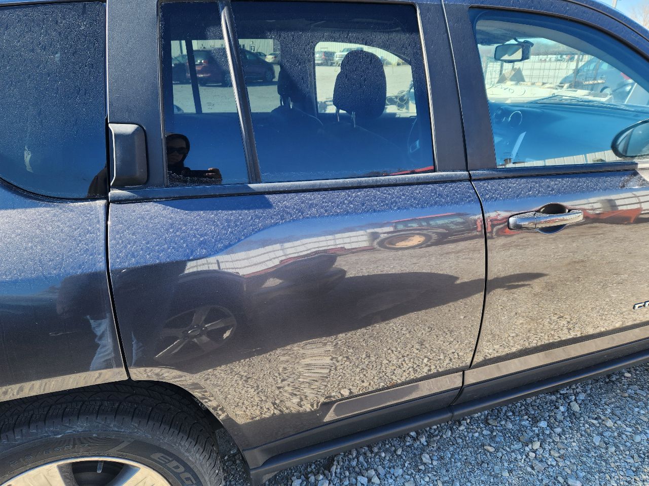 Vehicle/249634_12.jpg