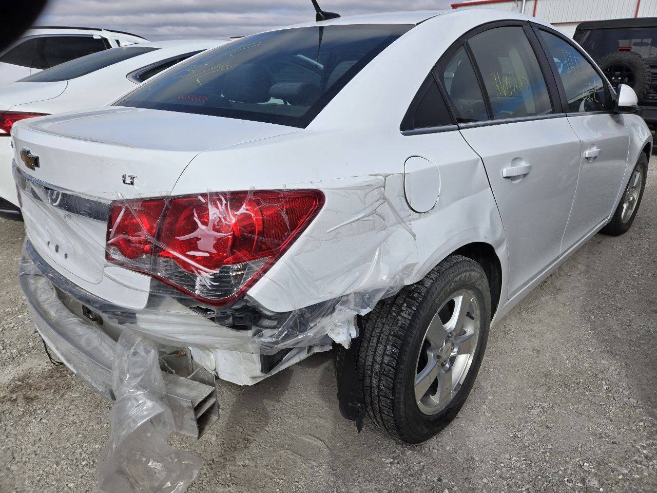 https://f005.backblazeb2.com/file/img-partshotlines-com/Inventory/EX441/Vehicle/249644_04.jpg