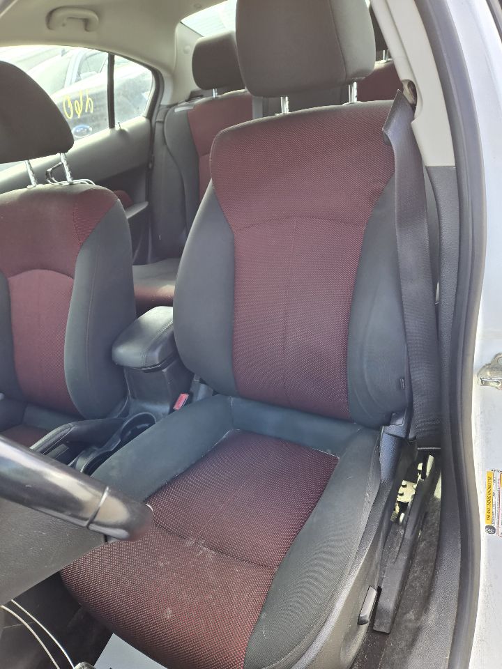 https://f005.backblazeb2.com/file/img-partshotlines-com/Inventory/EX441/Vehicle/249644_11.jpg