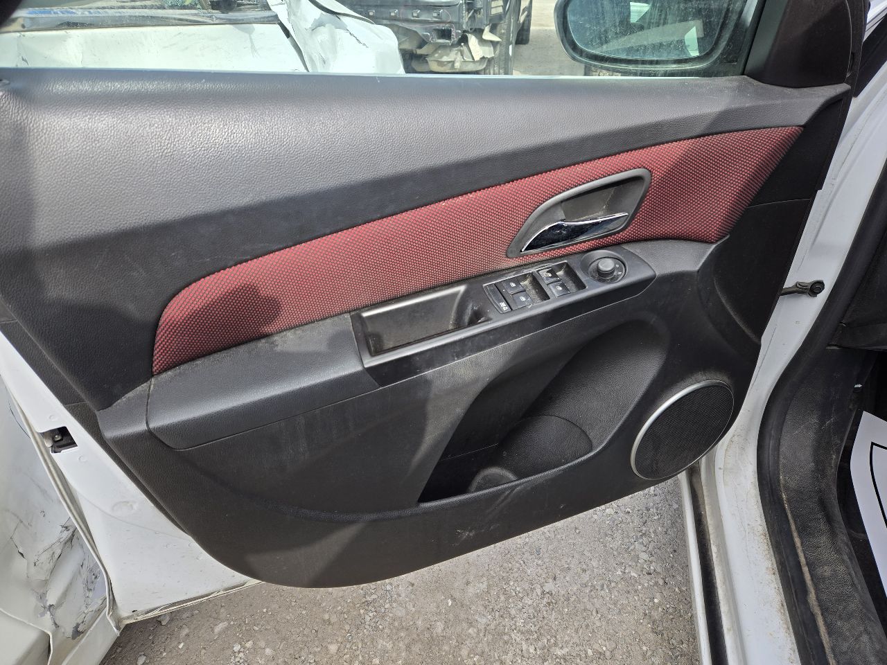 https://f005.backblazeb2.com/file/img-partshotlines-com/Inventory/EX441/Vehicle/249644_12.jpg