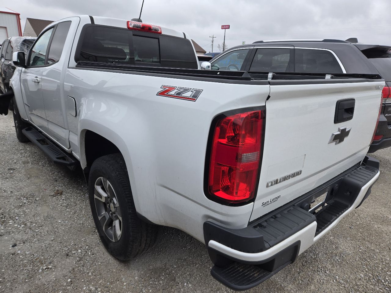 Vehicle/249653_03.jpg