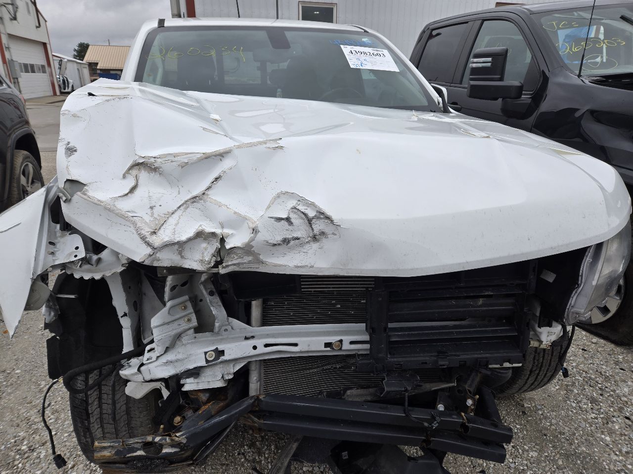 Vehicle/249653_08.jpg